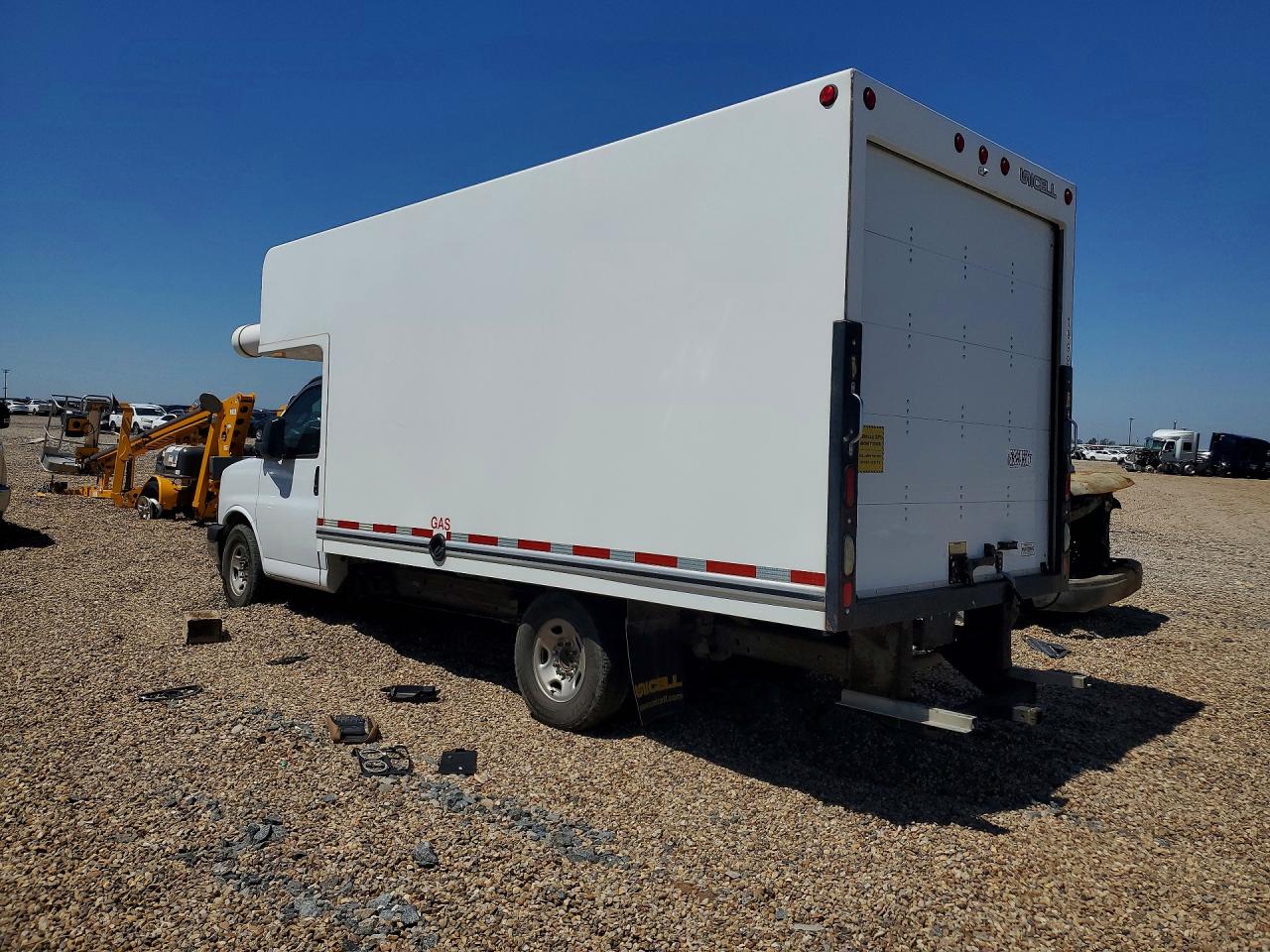 2019 Chevrolet Express 3500 VIN 1HA0GSFG9KN003718 COPART salvage auction — Mechanical, TX - CERTIFICATE OF TITLE, sold $1,700 on 2026-07-09 (photo 2)