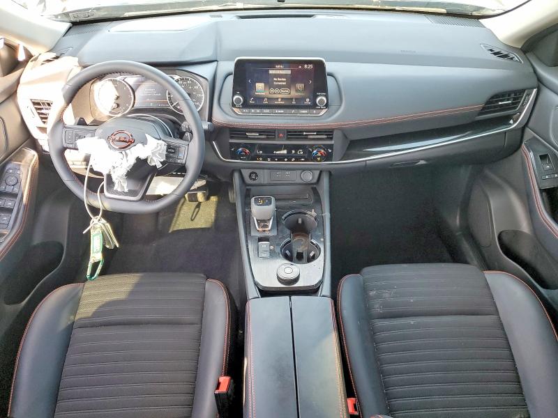 2026 Nissan Rogue VIN 5N1BT3BB8TC685640 COPART salvage auction — FRONT END, Pa - Certificate Of Salvage, sold $9,300 on 2026-07-31 (photo 8)
