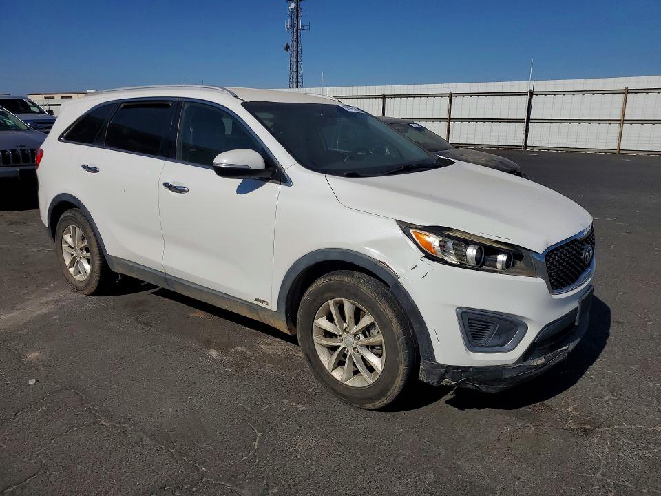 2016 Kia Sorento VIN 5XYPGDA38GG052507 COPART salvage auction — FRONT END, Ca - Dis/Dlr/Exp Only Clean Title, sold $1,600 on 2026-07-20 (photo 4)