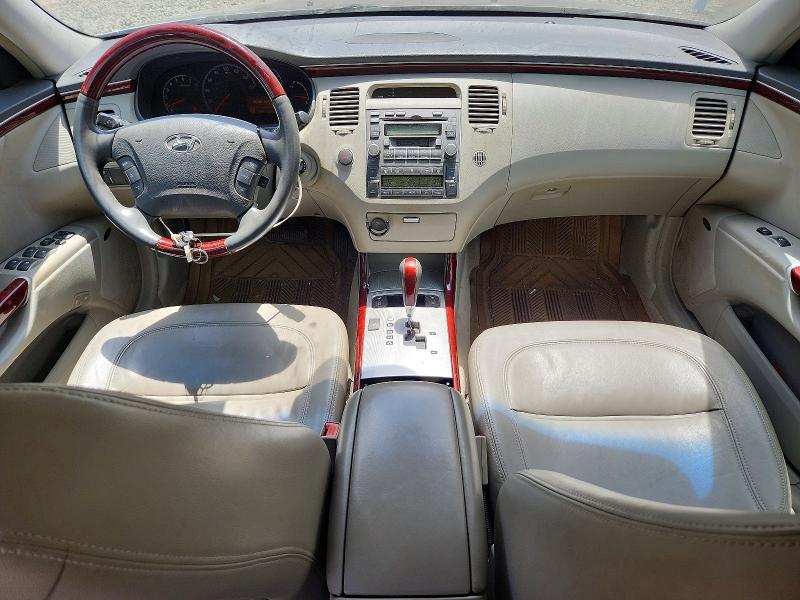 2006 Hyundai Azera VIN KMHFC46FX6A085934 COPART salvage auction — NORMAL WEAR, Oh - Certificate Of Title, sold $450 on 2026-07-29 (photo 8)