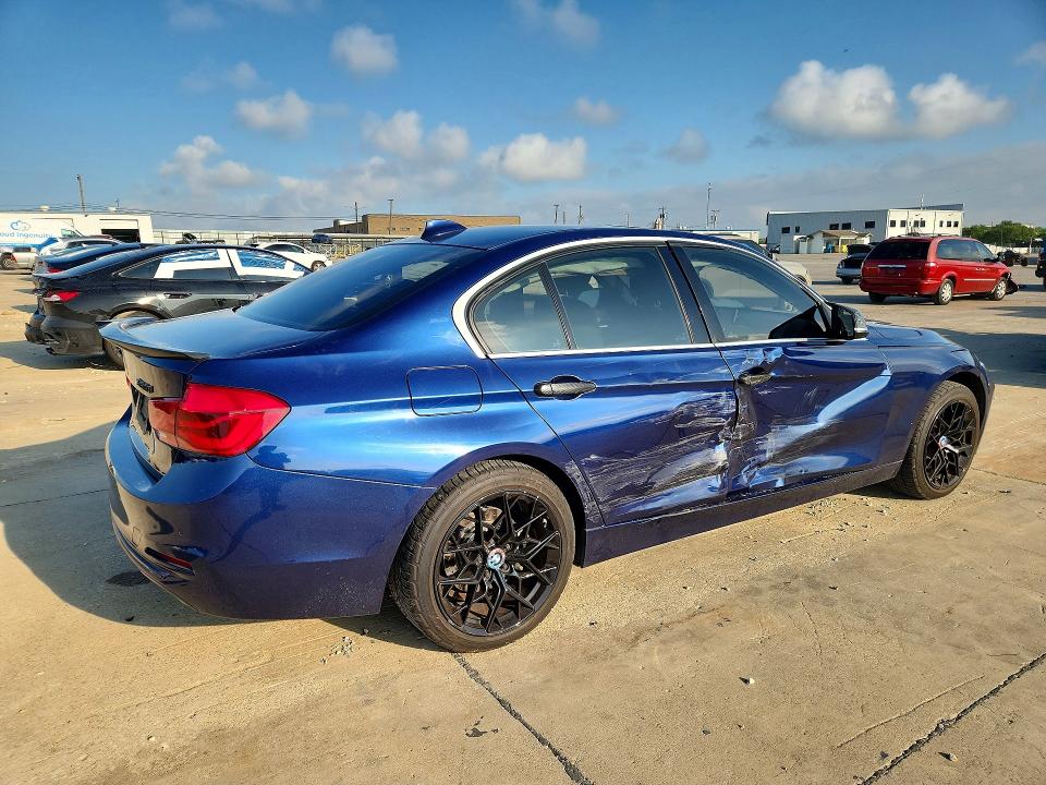 2018 BMW 3er VIN WBA8B9G57JNU98945 COPART salvage auction — SIDE, Tx - Salvage Vehicle Title, sold $6,700 on 2026-07-02 (photo 3)