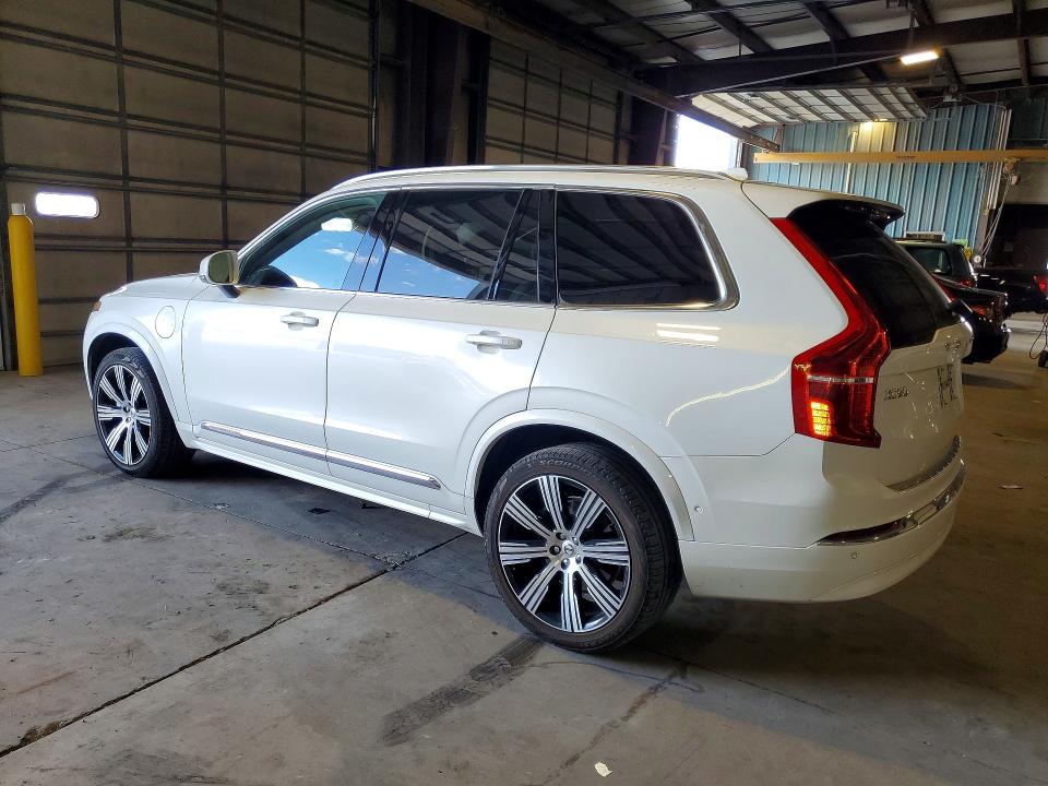2024 Volvo Xc90 VIN YV4H60LF7R1205742 COPART salvage auction — HAIL, Ia - Cert Of Title-Salvage Title, sold $33,250 on 2026-07-15 (photo 2)
