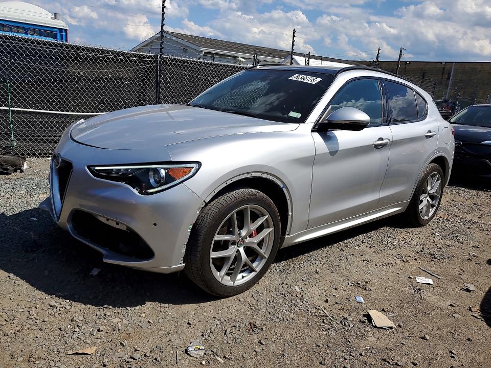 2020 Alfa romeo Stelvio VIN ZASPAKBN2L7C91703 COPART salvage auction — FRONT END, Salvage Title, sold $4,150 on 2026-08-20 (photo 1)