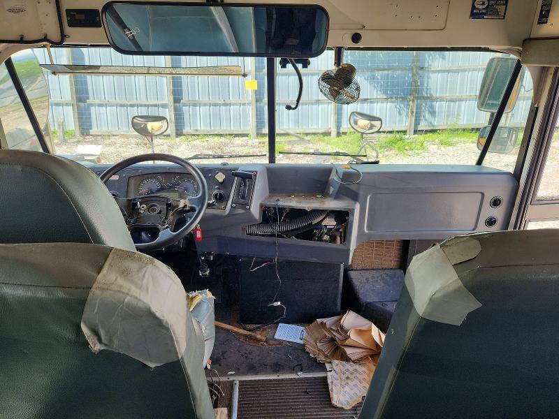 2012 Blub VIN 1BAKGCPA1CF287316 COPART salvage auction — NORMAL WEAR, WI - CERTIFICATE OF TITLE, sold $1,600 on 2026-08-31 (photo 5)