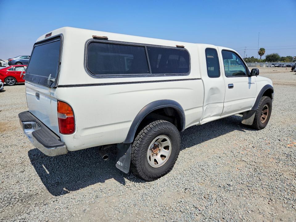 1996 Toyota Tacoma VIN 4TAWM72N0TZ100465 COPART salvage auction — FRONT END, Ca - Dis/Dlr/Exp Only Clean Title, sold $4,000 on 2026-07-02 (photo 3)