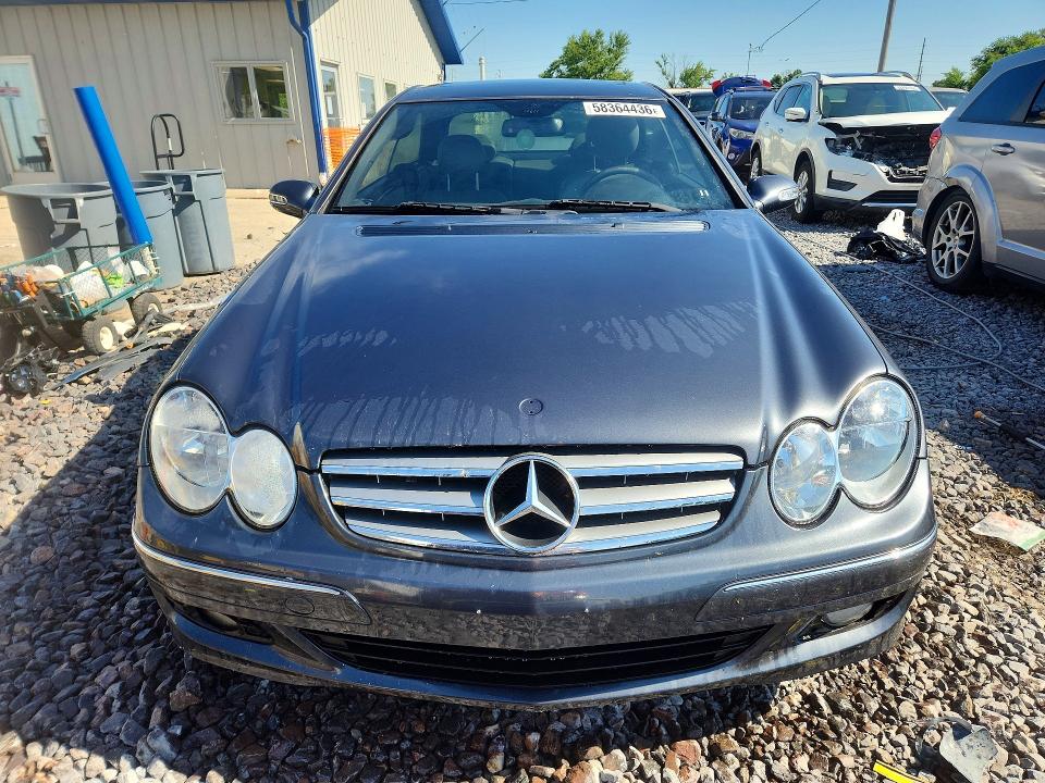 2008 Mercedes-benz Clk-klasse VIN WDBTJ56H98F238201 COPART salvage auction — MINOR DENT/SCRATCHES, Il - Salvage Cert-Flood, sold $275 on 2026-08-17 (photo 5)
