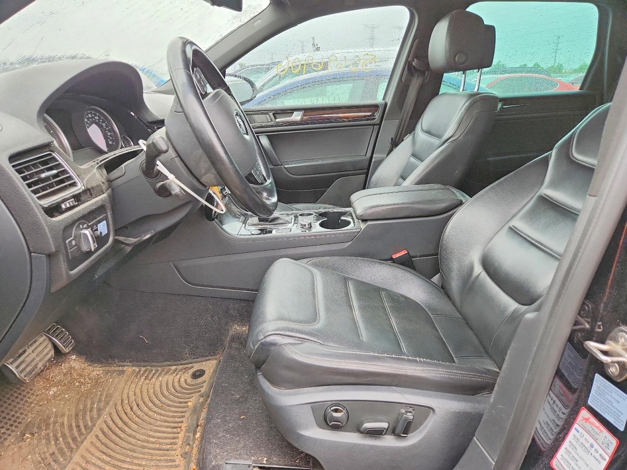 2014 Volkswagen Touareg VIN WVGEP9BP4ED011787 COPART salvage auction — Normal Wear, NJ - CERTIFICATE OF TITLE, sold $900 on 2026-07-02 (photo 7)