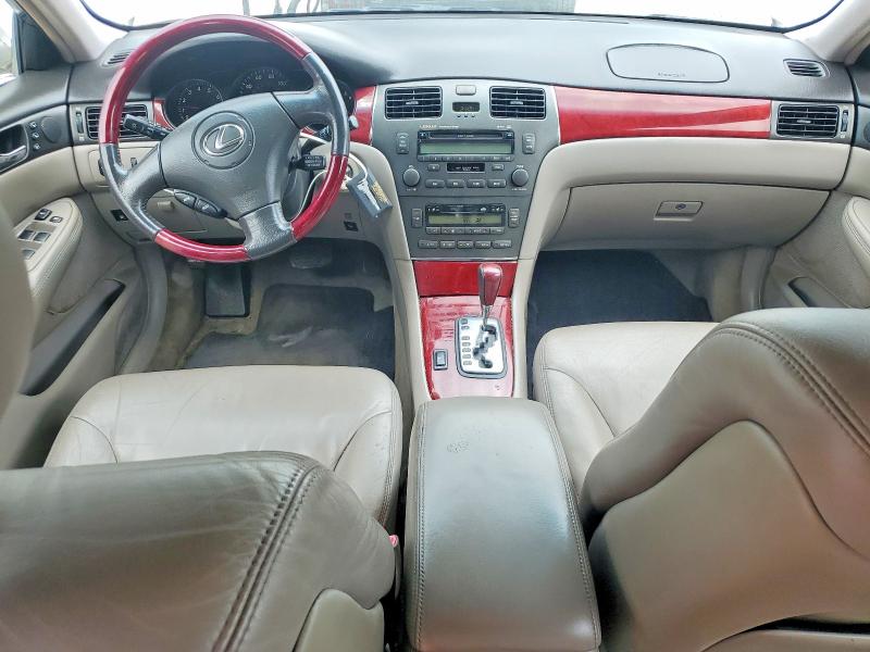 2004 Lexus Es 330 VIN JTHBA30G145045203 COPART salvage auction — MINOR DENT/SCRATCHES, GA - CERTIFICATE OF TITLE, sold $700 on 2026-07-16 (photo 8)