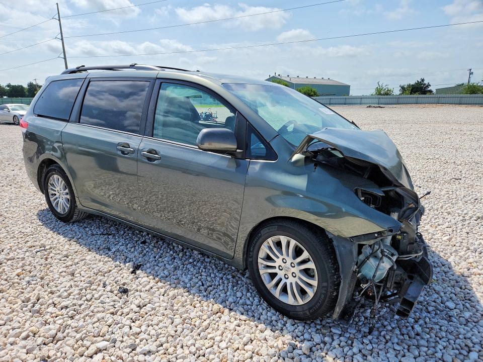 2012 Toyota VIN 5TDYK3DC5CS268496 COPART salvage auction — FRONT END, Tx - Salvage Vehicle Title, sold $725 on 2026-07-23 (photo 4)