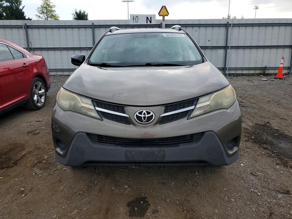 2015 Toyota Rav 4 VIN JTMBFREV9FD151923 COPART salvage auction — SIDE, Md - Cert Of Salvage > 75% Damage, sold $3,700 on 2026-07-13 (photo 5)
