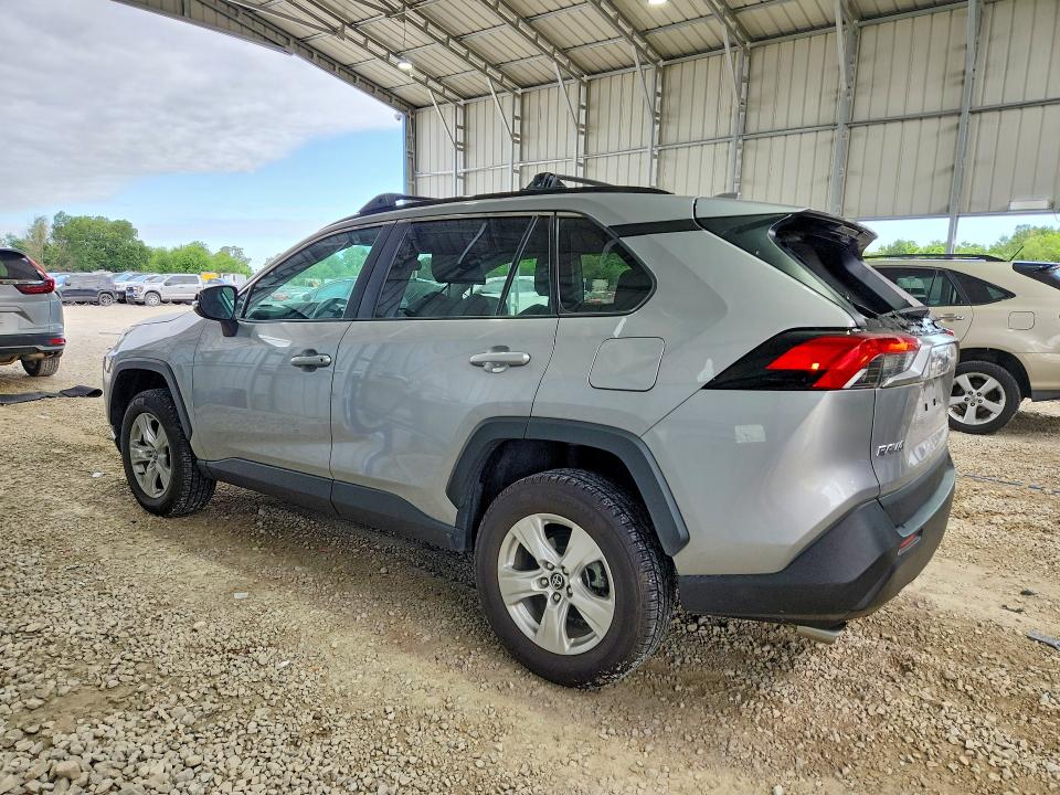 2021 Toyota Rav 4 VIN 2T3P1RFV7MC155182 COPART salvage auction — HAIL, Mo - Salvage Certificate Of Title, sold $11,000 on 2026-07-29 (photo 2)