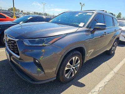 2021 Toyota Highlander VIN 5TDGZRAH5MS520758 COPART salvage auction — MINOR DENT/SCRATCHES, CA - DIS/DLR/EXP ONLY CLEAN TITLE, sold $16,900 on 2026-07-20 (photo 2)