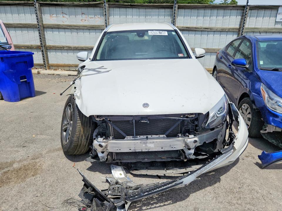 2018 Mercedes-benz Glc VIN WDC0G4KB6JV057299 COPART salvage auction — FRONT END, Wv - Certificate Of Title, sold $3,700 on 2026-07-16 (photo 5)