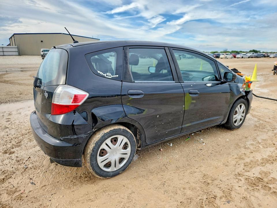 2011 Honda Fit VIN JHMGE8H34BC027411 COPART salvage auction — SIDE, Tx - Salvage Vehicle Title, sold $900 on 2026-07-30 (photo 3)