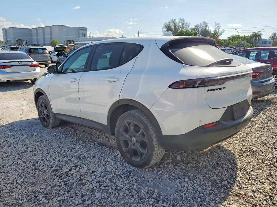 2023 Dodge Hornet VIN ZACNDFAN7P3A02086 COPART salvage auction — MINOR DENT/SCRATCHES, Pa - Certificate Of Salvage, sold $4,500 on 2026-07-03 (photo 2)