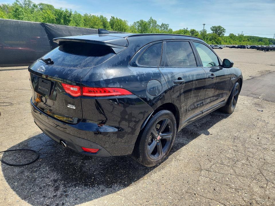 2017 Jaguar VIN SADCL2BV0HA495108 COPART salvage auction — STRIPPED, Fl - Dealer Only Clean Title (P), sold $8,500 on 2026-07-27 (photo 3)
