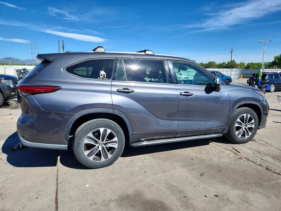 2020 Toyota VIN 5TDGZRAH9LS021461 COPART salvage auction — HAIL, CO - CERT OF TITLE-REBUILT SALVAGE, sold $18,700 on 2026-07-20 (photo 3)