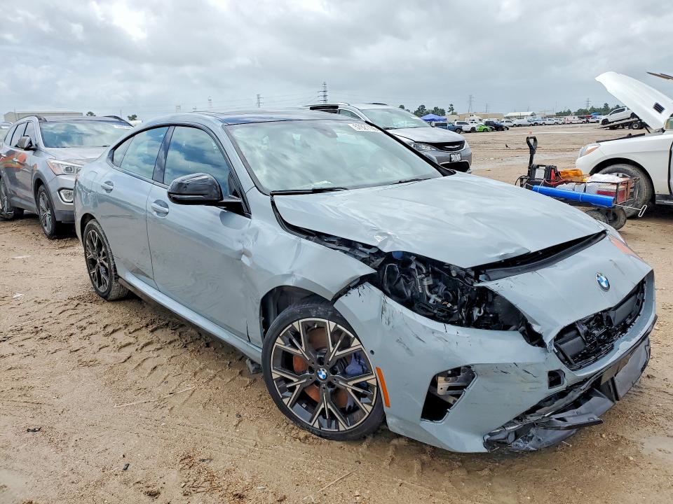 2026 BMW 2 series VIN WBA83GG04T7U56598 COPART salvage auction — FRONT END, Fl - Cert Of Title Slvg Rebuildable, sold $9,700 on 2026-07-21 (photo 4)