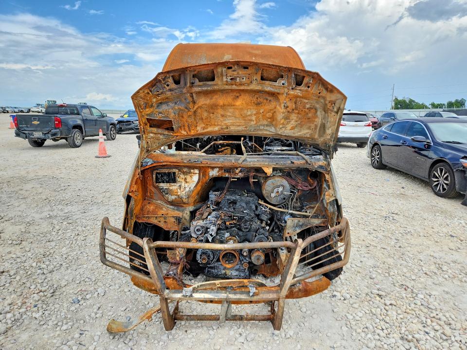 2014 Freightliner Sprinter 2500 VIN WDYPE8DC7E5922198 COPART salvage auction — BURN, TX - NONREPAIRABLE TITLE, sold $60 on 2026-07-09 (photo 5)