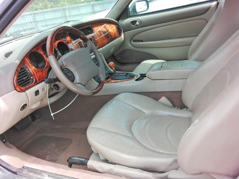 2002 Jaguar Xkr VIN SAJDA42B92PA26065 COPART salvage auction — HAIL, Ia - Cert Of Title-Salvage Title, sold $2,400 on 2026-07-31 (photo 8)