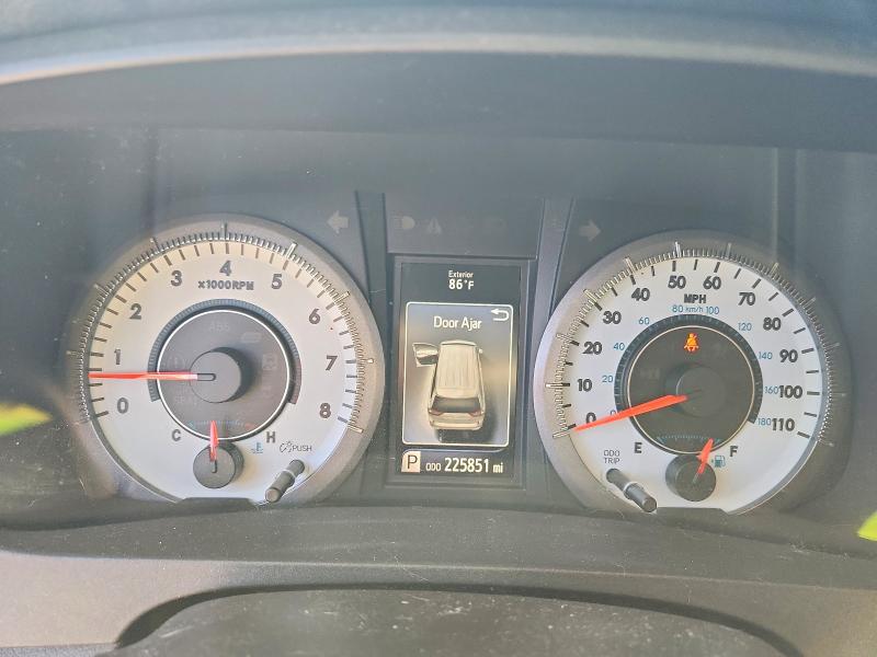 2018 Toyota Sienna VIN 5TDXZ3DC0JS955065 COPART salvage auction — MINOR DENT/SCRATCHES, Ga - Certificate Of Title (P), sold $10,400 on 2026-07-30 (photo 9)