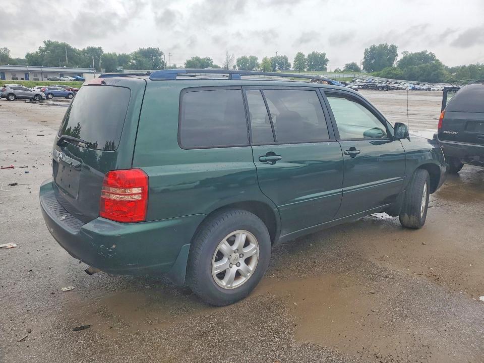 2002 Toyota Highlander VIN JTEGF21A920033027 COPART salvage auction — MINOR DENT/SCRATCHES, MO - CERTIFICATE OF TITLE (P), sold $300 on 2026-07-31 (photo 3)