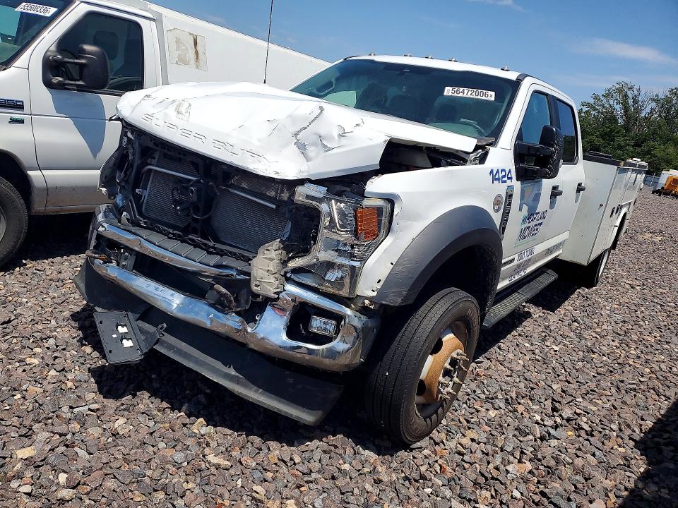 2022 Ford F550 VIN 1FD0W5HT3NEF13081 — COPART salvage auction photo