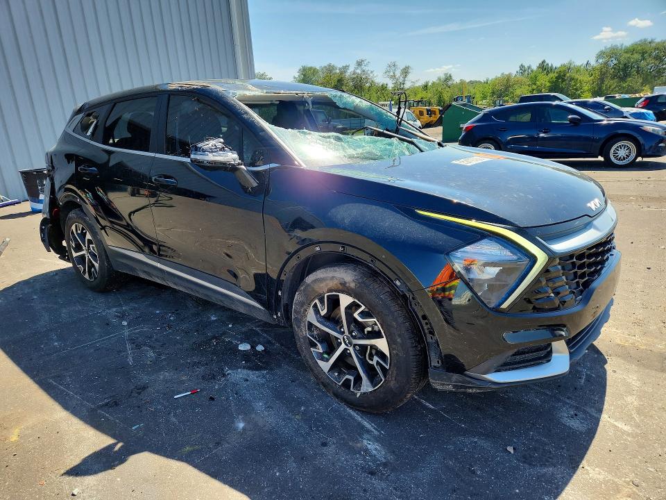 2023 Kia Sportage VIN 5XYK33AF9PG070959 COPART salvage auction — ROOF, Fl - Certificate Of Destruction, sold $6,100 on 2026-07-15 (photo 4)