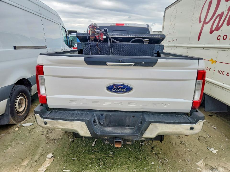 2019 Ford F250 VIN 1FT7W2B64KEF12019 COPART salvage auction — NORMAL WEAR, Tx - Certificate Of Title, sold $14,500 on 2026-07-27 (photo 6)