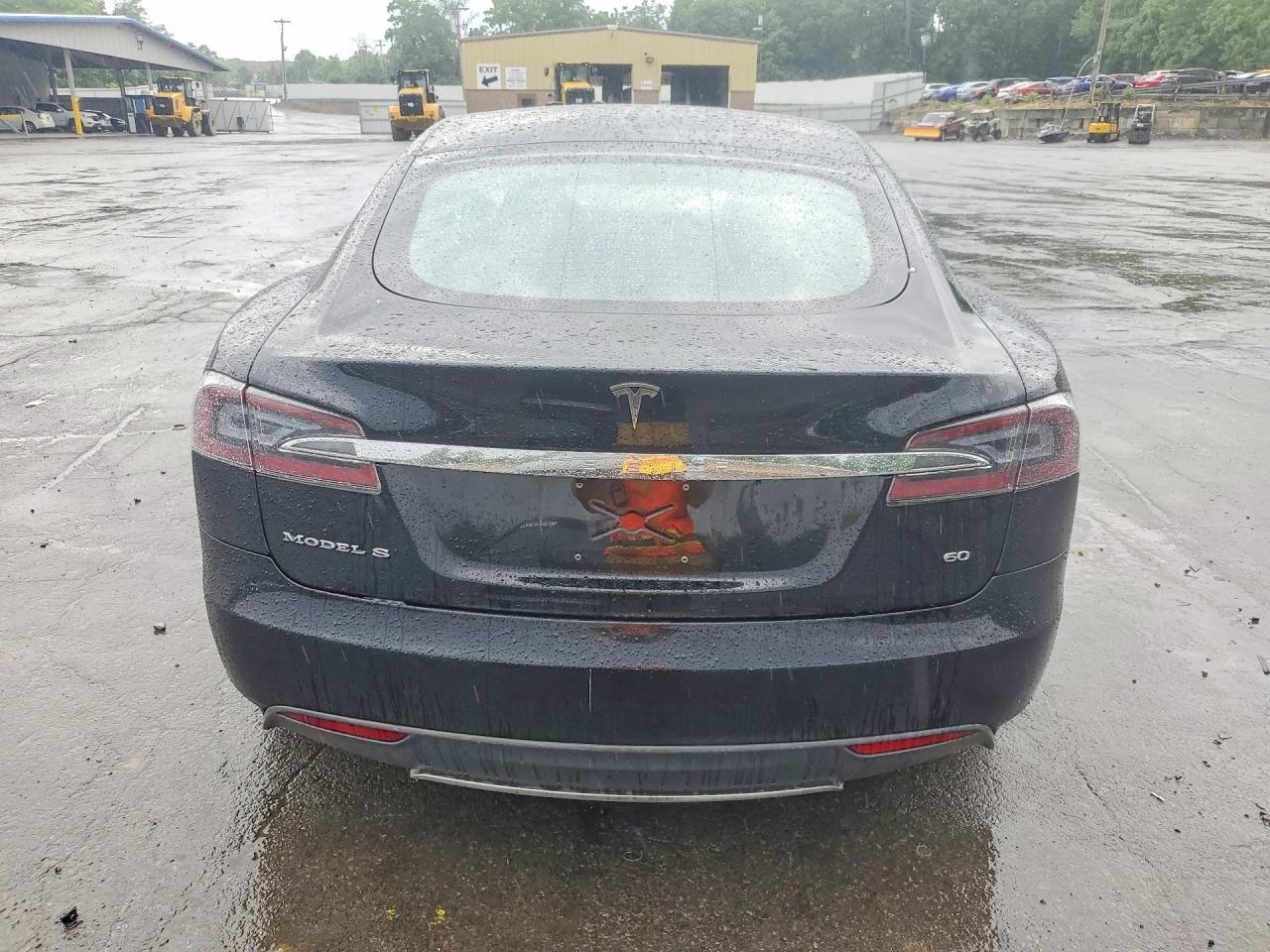 2014 Tesla Model S VIN 5YJSA1S12EFP41471 COPART salvage auction — Minor Dent/Scratches, NJ - CERTIFICATE OF TITLE (P), sold $3,300 on 2026-07-03 (photo 6)
