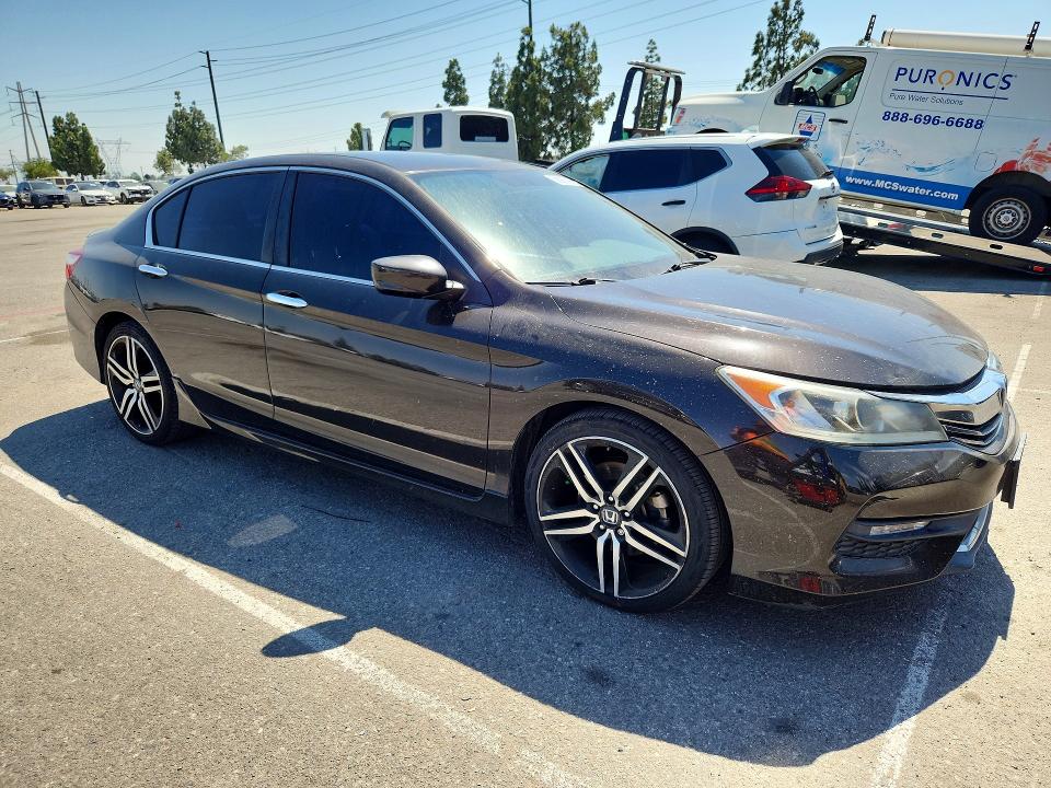 2017 Honda Accord VIN 1HGCR2F51HA301627 COPART salvage auction — FRONT END, Ca - Salvage Certificate, sold $4,750 on 2026-07-02 (photo 4)