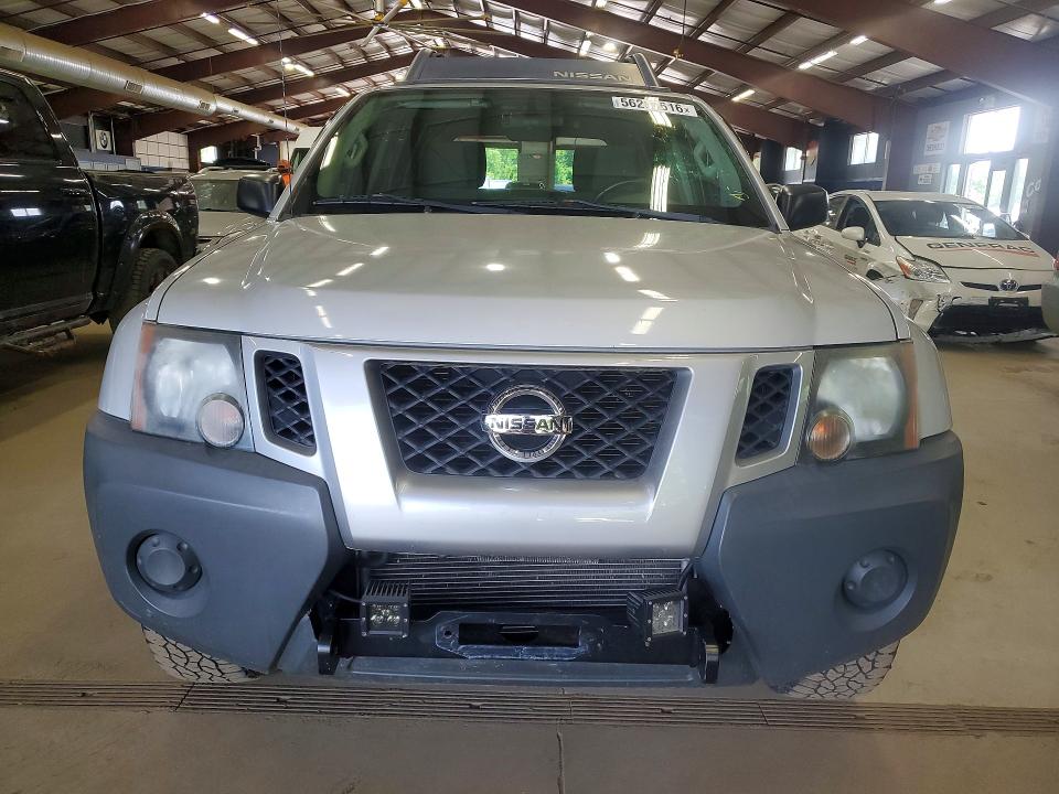 2014 Nissan Xterra VIN 5N1AN0NW6EN813304 COPART salvage auction — MINOR DENT/SCRATCHES, Ct - Certificate Of Title, sold $3,850 on 2026-07-03 (photo 5)
