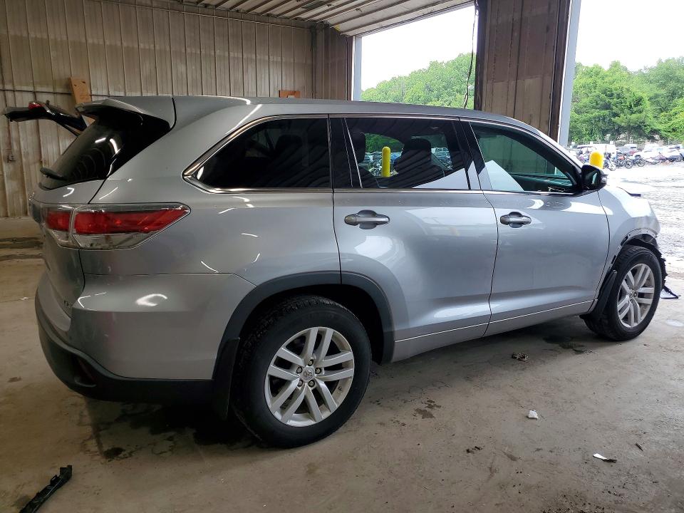 2015 Toyota VIN 5TDBKRFH4FS146136 COPART salvage auction — FRONT END, Salvage Title, sold $3,750 on 2026-07-16 (photo 3)