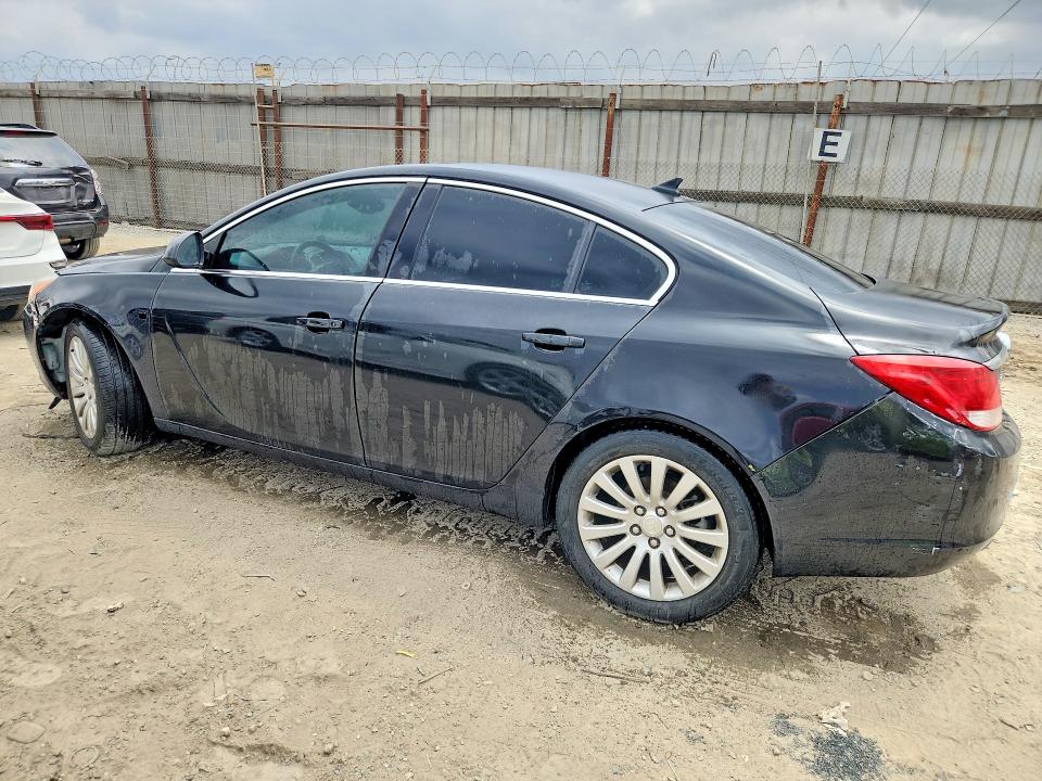 2011 Buick Regal VIN W04GU5GC6B1038145 COPART salvage auction — FRONT END, CA - DIS/DLR/EXP ONLY CLEAN TITLE (P), sold $325 on 2026-07-27 (photo 2)