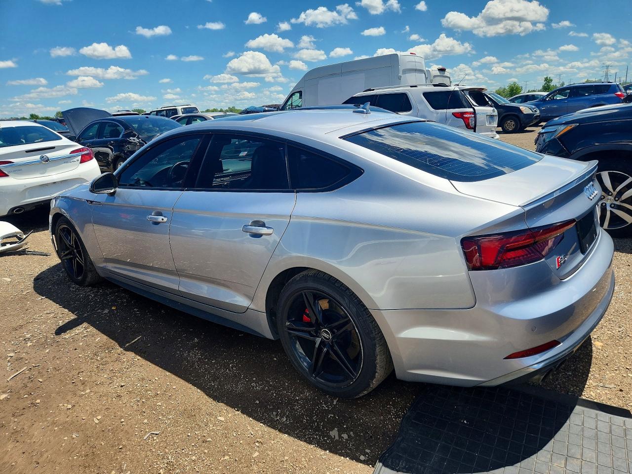 2018 Audi S5 VIN WAUB4CF55JA012347 COPART salvage auction — Minor Dent/Scratches, IL - CERTIFICATE OF TITLE (P), sold $13,100 on 2026-07-08 (photo 2)
