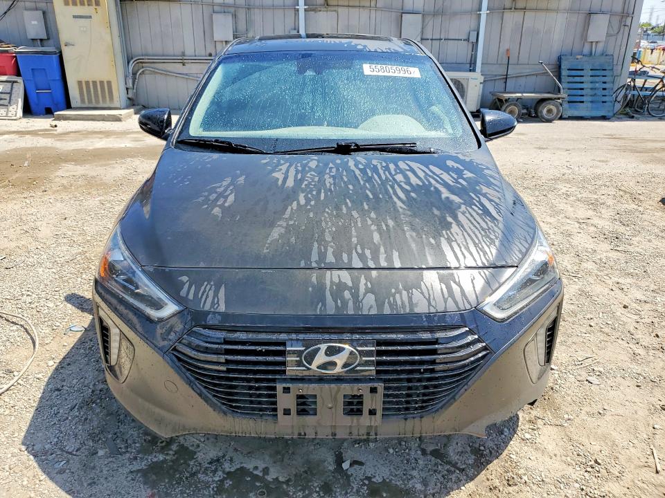 2017 Hyundai Ioniq VIN KMHC05LC4HU030229 COPART salvage auction — NORMAL WEAR, CA - DIS/DLR/EXP ONLY CLEAN TITLE, sold $925 on 2026-07-27 (photo 5)