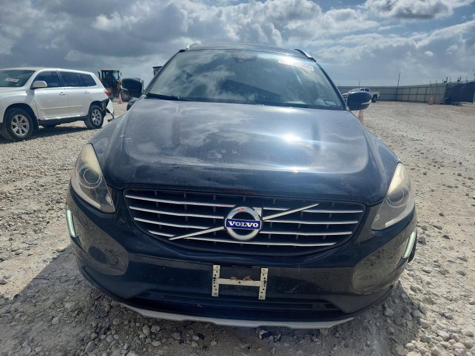 2017 Volvo VIN YV440MDUXH2166710 COPART salvage auction — UNDERCARRIAGE, Tx - Salvage Vehicle Title, sold $3,500 on 2026-07-23 (photo 5)