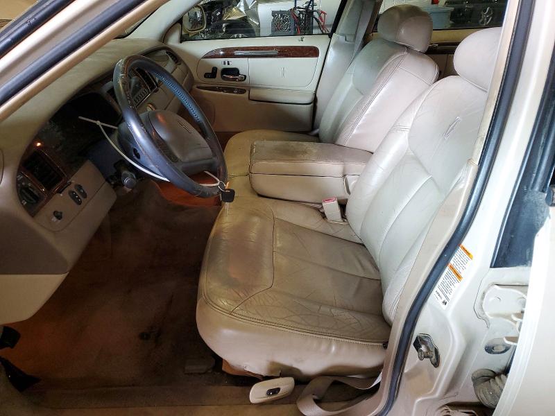 2001 Lincoln TOWN CAR VIN 1LNHM83W71Y701168 COPART salvage auction — FRONT END, MN - CERT OF TITLE-PRIOR SALVAGE, sold $70 on 2026-07-27 (photo 7)
