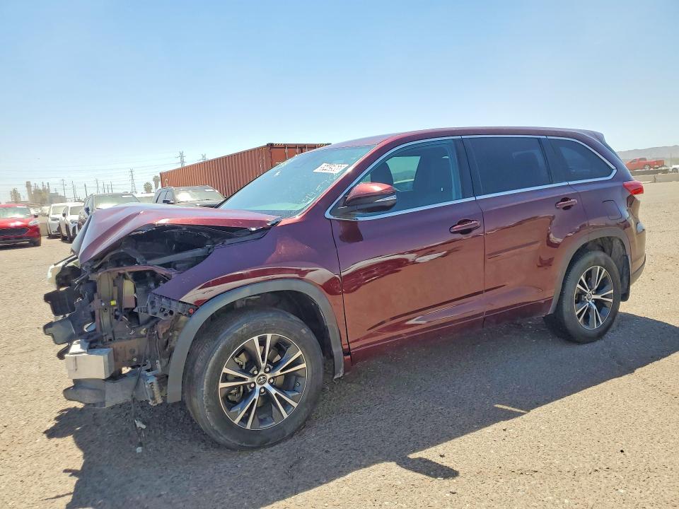 2017 Toyota Highlander VIN 5TDBZRFH7HS467148 — COPART salvage auction photo