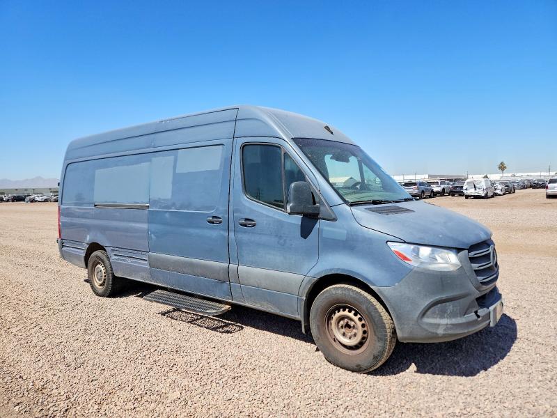 2019 Mercedes-benz Sprinter VIN WD4PF1CD2KP136339 COPART salvage auction — SIDE, Az - Certificate Of Title, sold $7,800 on 2026-07-29 (photo 1)