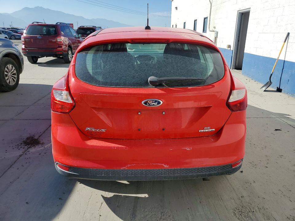 2014 Ford VIN 1FADP3K20EL312473 COPART salvage auction — MECHANICAL, Id - Certificate Of Title, sold $325 on 2026-08-03 (photo 6)