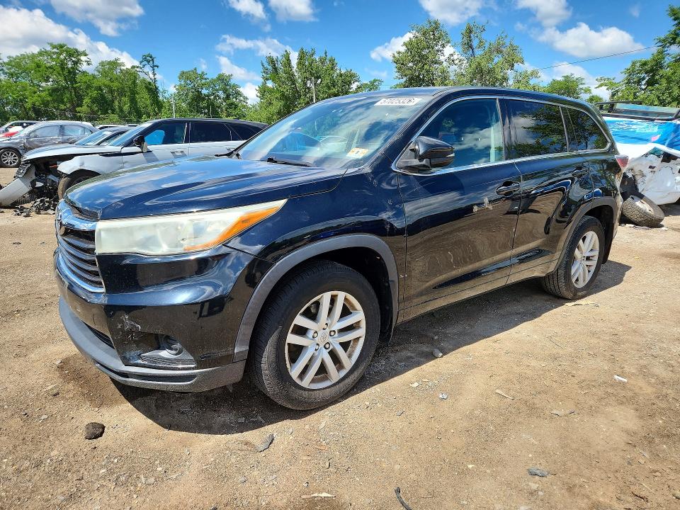 2015 Toyota Highlander VIN 5TDZARFH8FS011775 COPART salvage auction — MINOR DENT/SCRATCHES, Md - Certificate Of Title (P), sold $8,000 on 2026-07-09 (photo 1)