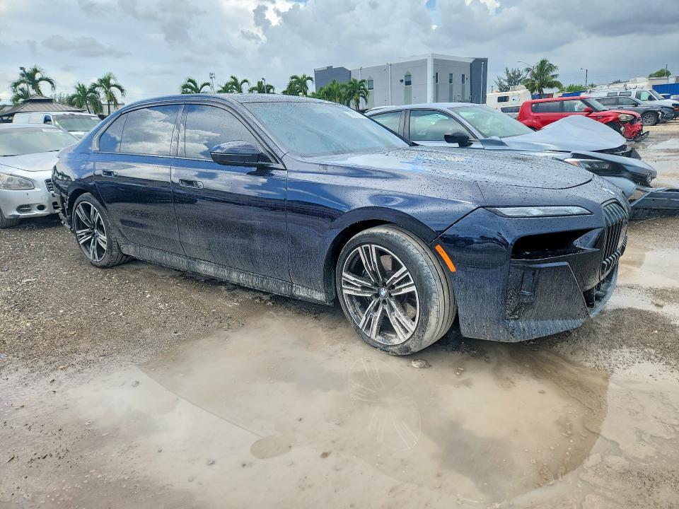 2025 BMW I7 VIN WBY53EJ05SCV16931 COPART salvage auction — FRONT END, Fl - Cert Of Title Slvg Rebuildable, sold $39,000 on 2026-08-28 (photo 4)