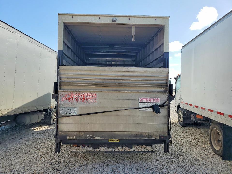 2010 Isuzu Nqr VIN JALE5W162A7901827 COPART salvage auction — STRIPPED, Tx - Certificate Of Title, sold $1,050 on 2026-07-09 (photo 6)