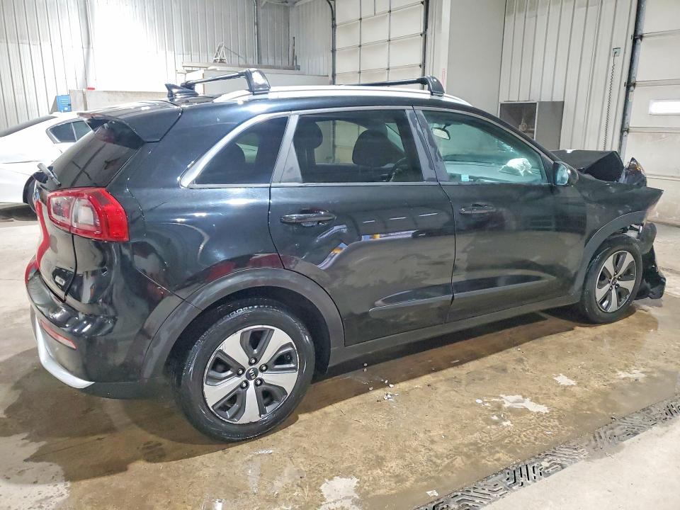 2017 Kia VIN KNDCB3LC7H5049287 COPART salvage auction — FRONT END, Pa - Certificate Of Salvage, sold $450 on 2026-07-13 (photo 3)