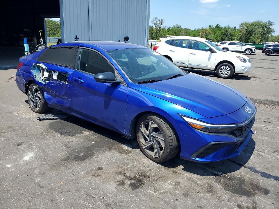 2025 Hyundai VIN KMHLM4DG0SU875229 COPART salvage auction — SIDE, Fl - Cert Of Title Slvg Rebuildable, sold $5,600 on 2026-07-22 (photo 4)