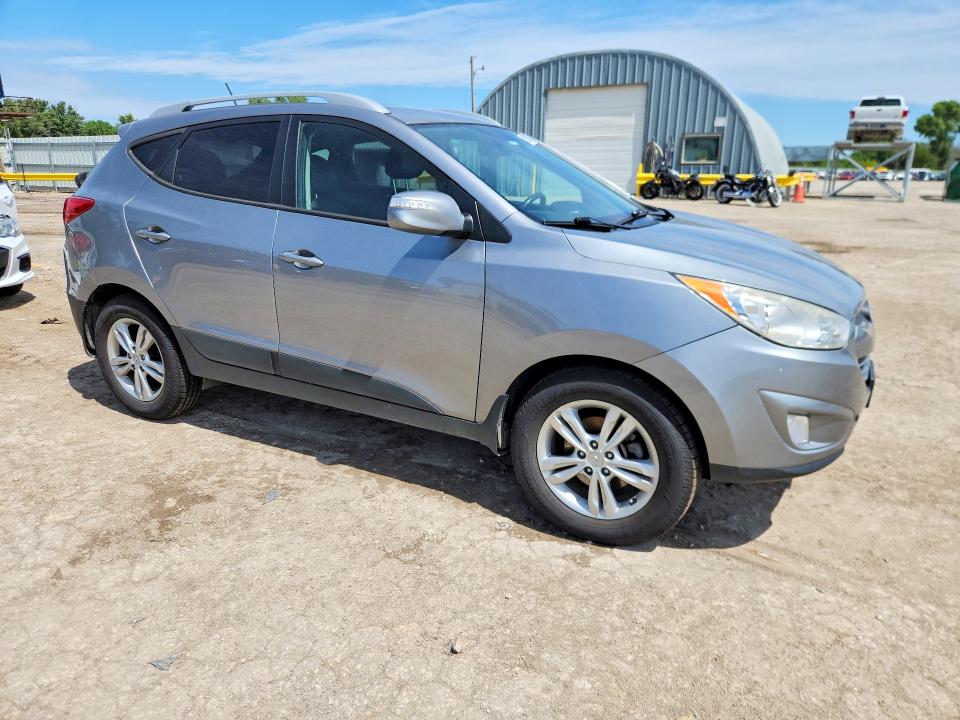 2013 Hyundai Tucson VIN KM8JU3AC5DU739250 COPART salvage auction — REAR END, Ks - Dealer Only Clean Title, sold $950 on 2026-07-06 (photo 4)