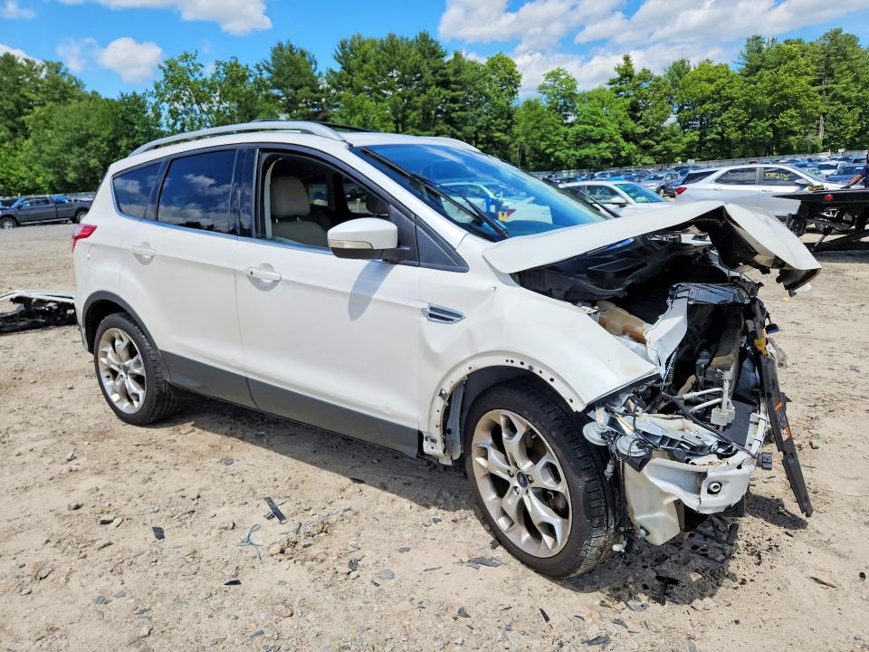 2015 Ford Escape VIN 1FMCU9J97FUA30127 COPART salvage auction — FRONT END, Ma - Cert Of Title-Reconstrctd Coll, sold $400 on 2026-07-02 (photo 4)