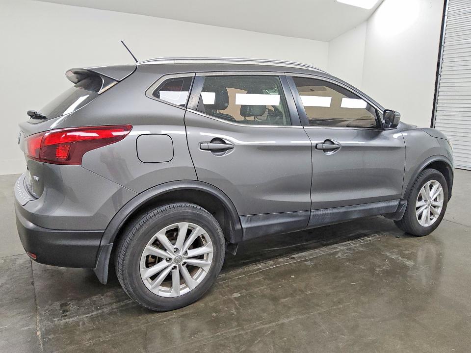 2017 Nissan Rogue sport VIN JN1BJ1CP8HW022800 COPART salvage auction — MINOR DENT/SCRATCHES, Tx - Certificate Of Title, sold $1,900 on 2026-07-07 (photo 3)
