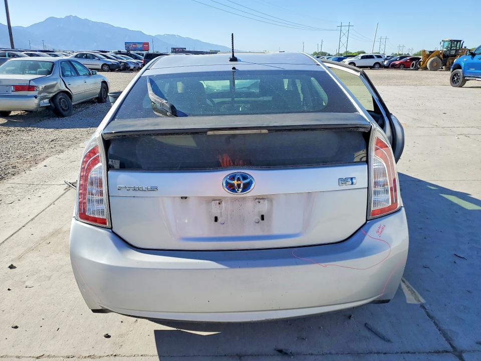 2015 Toyota Prius VIN JTDKN3DU0F0413862 COPART salvage auction — SIDE, Ut - Salvage Certificate, sold $3,100 on 2026-07-06 (photo 6)